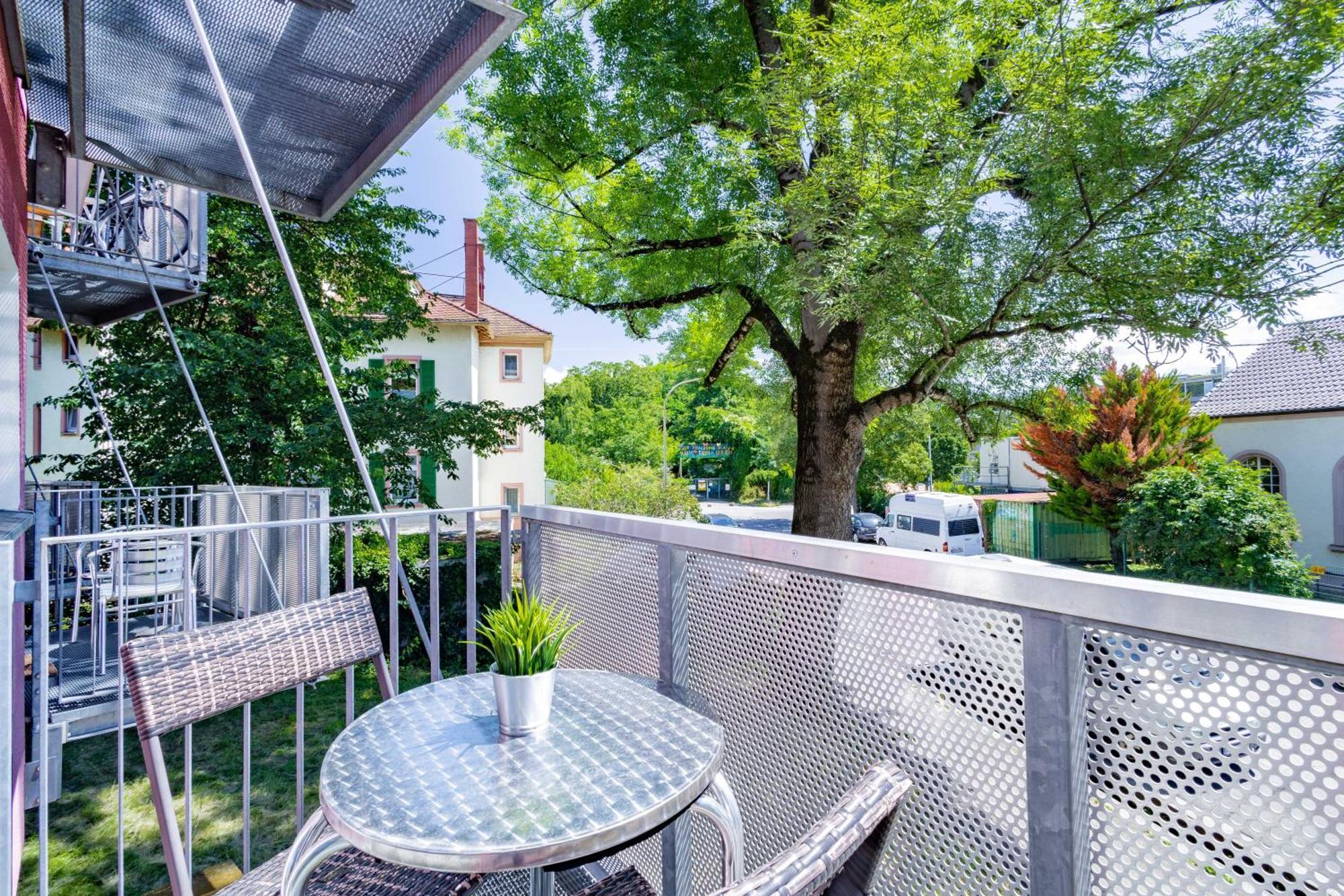 Business Apartment Am Hauptbahnhof Freiburg im Breisgau Exterior foto