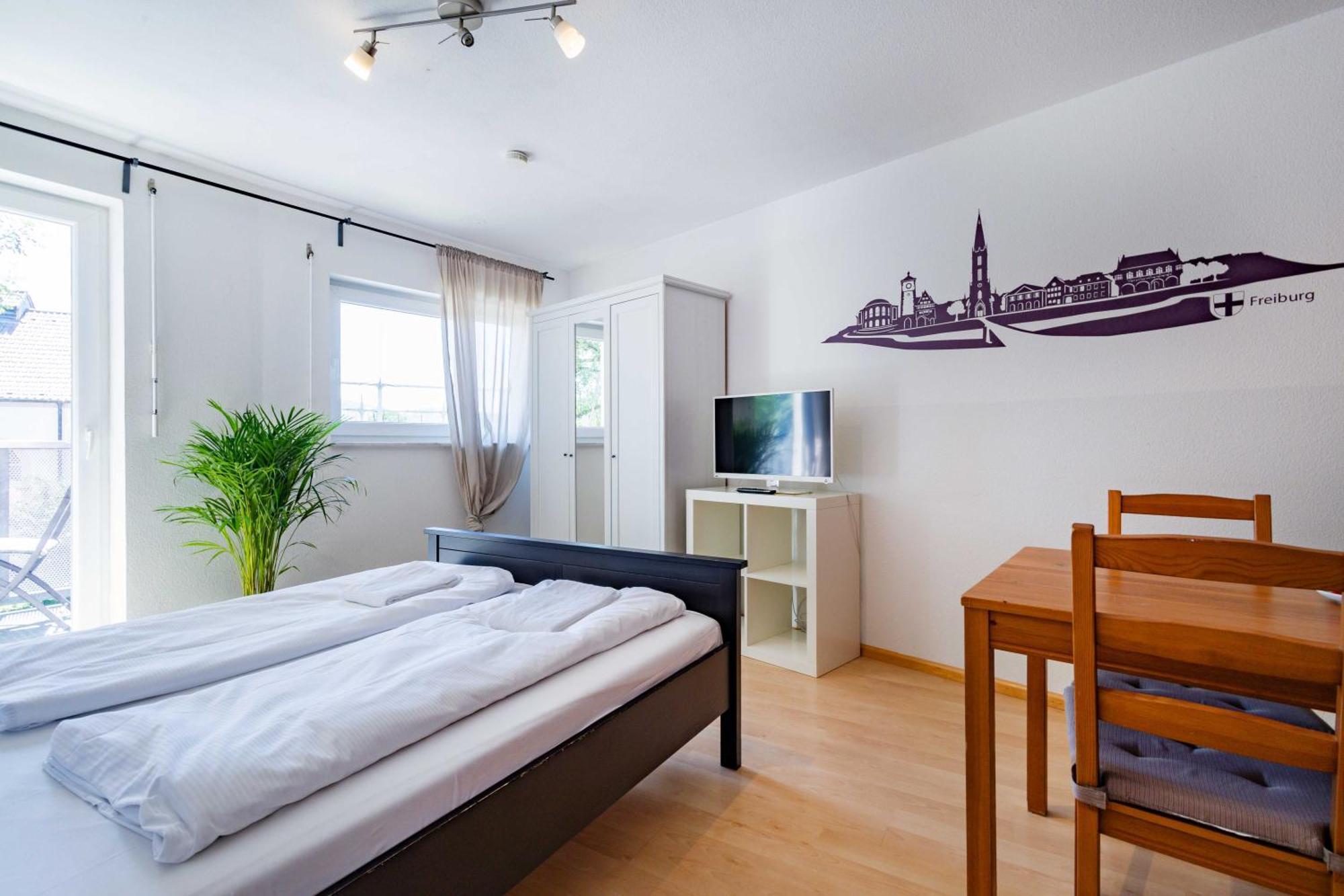 Business Apartment Am Hauptbahnhof Freiburg im Breisgau Exterior foto